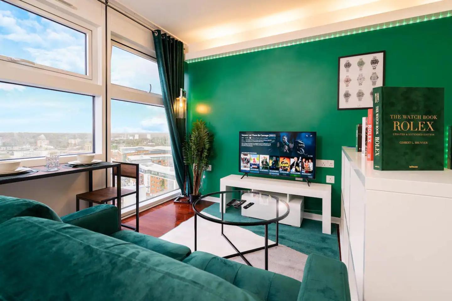 Luxury Rolex Retreat Apartment Birmingham Luaran gambar